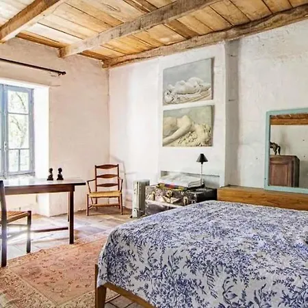 French Manor House With Private Gardens And Pool * Foissac (Aveyron)