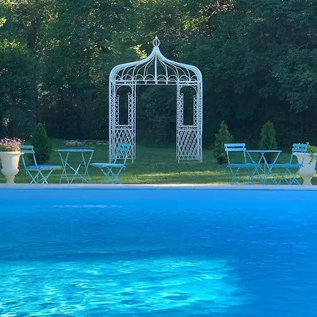 French Manor House With Private Gardens And Pool Tatil Evi Foissac (Aveyron)